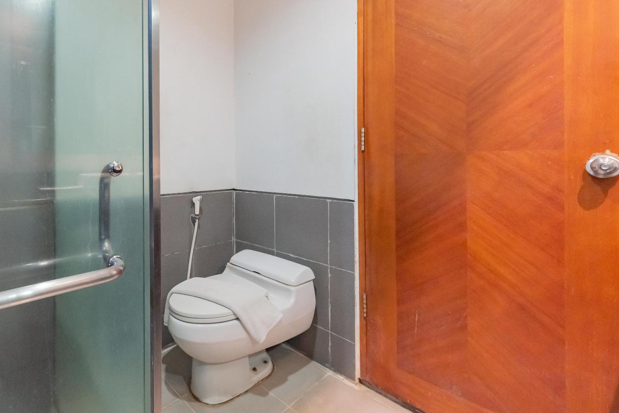 Reddoorz Premium Near Paris Van Java Mall บันดุง ภายนอก รูปภาพ