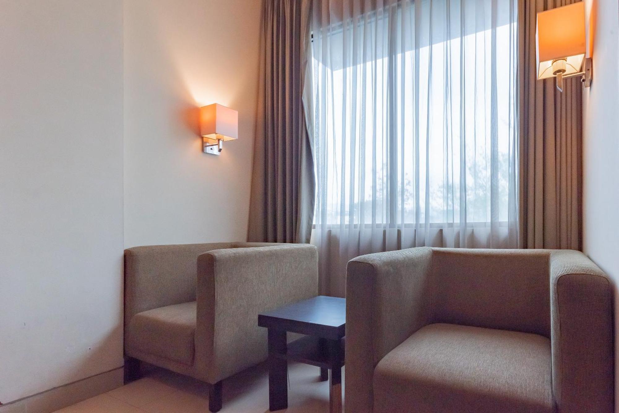 Reddoorz Premium Near Paris Van Java Mall บันดุง ภายนอก รูปภาพ