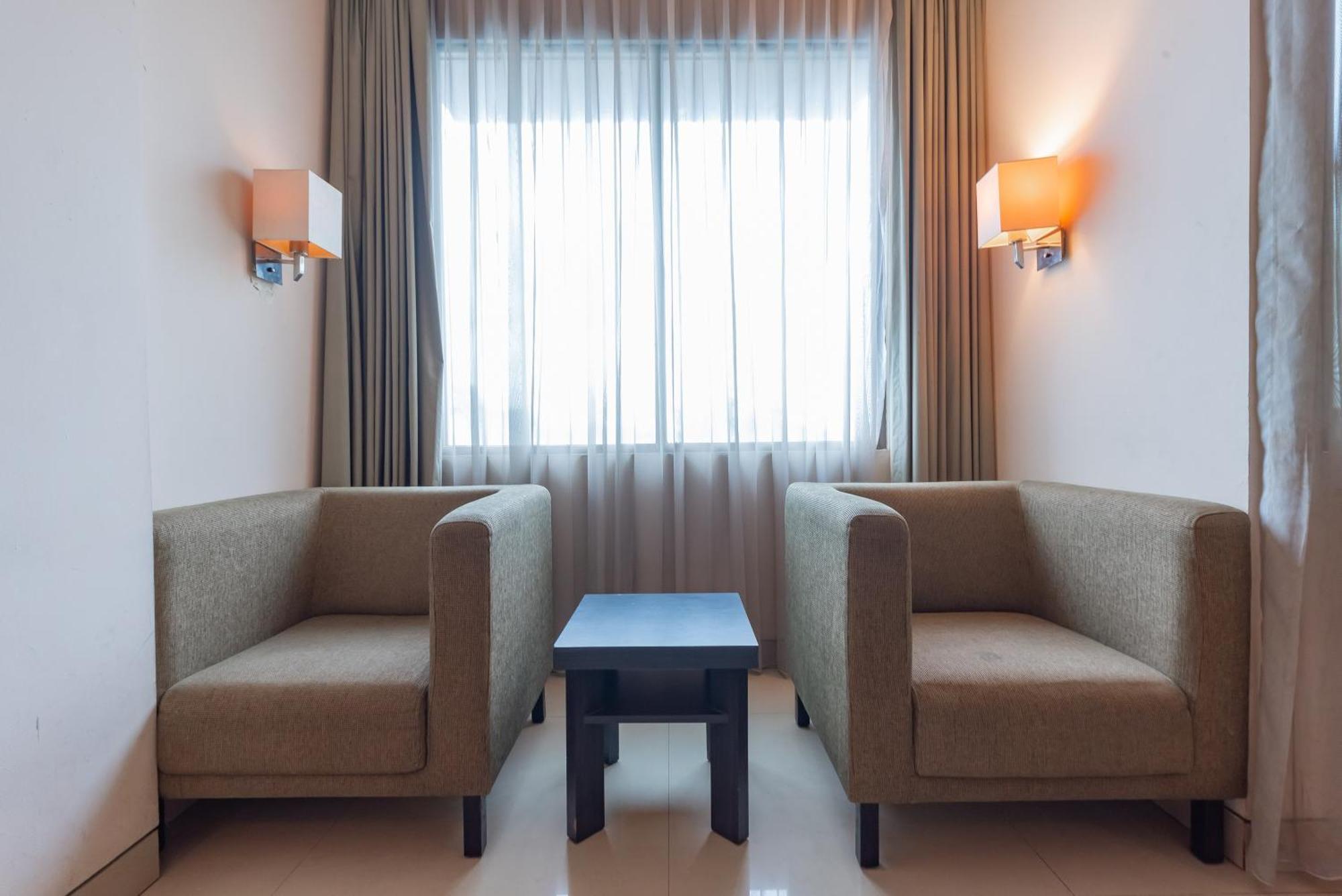 Reddoorz Premium Near Paris Van Java Mall บันดุง ภายนอก รูปภาพ